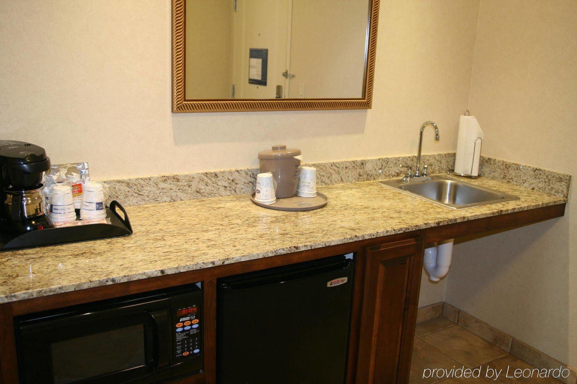 Hampton Inn & Suites Lodi Pokój zdjęcie
